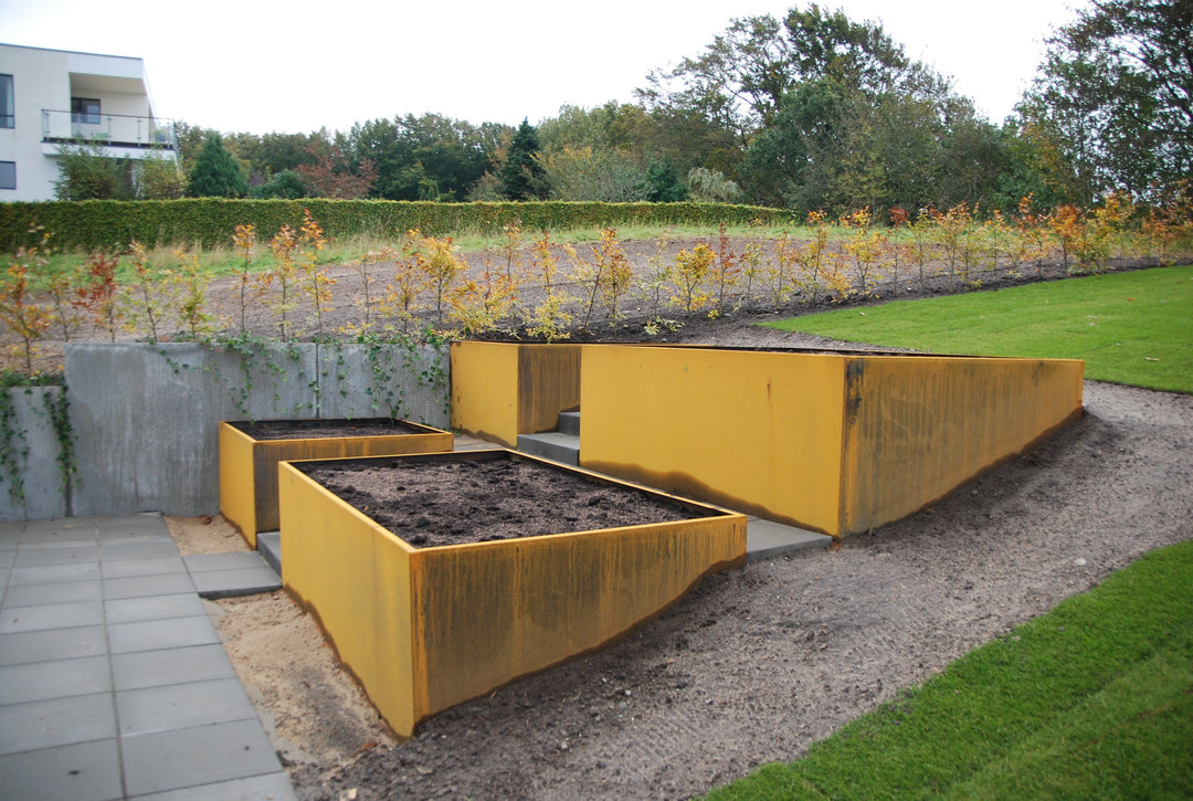 Spesialmål: Plantekasse, lang modell +200 cm (med bunn)