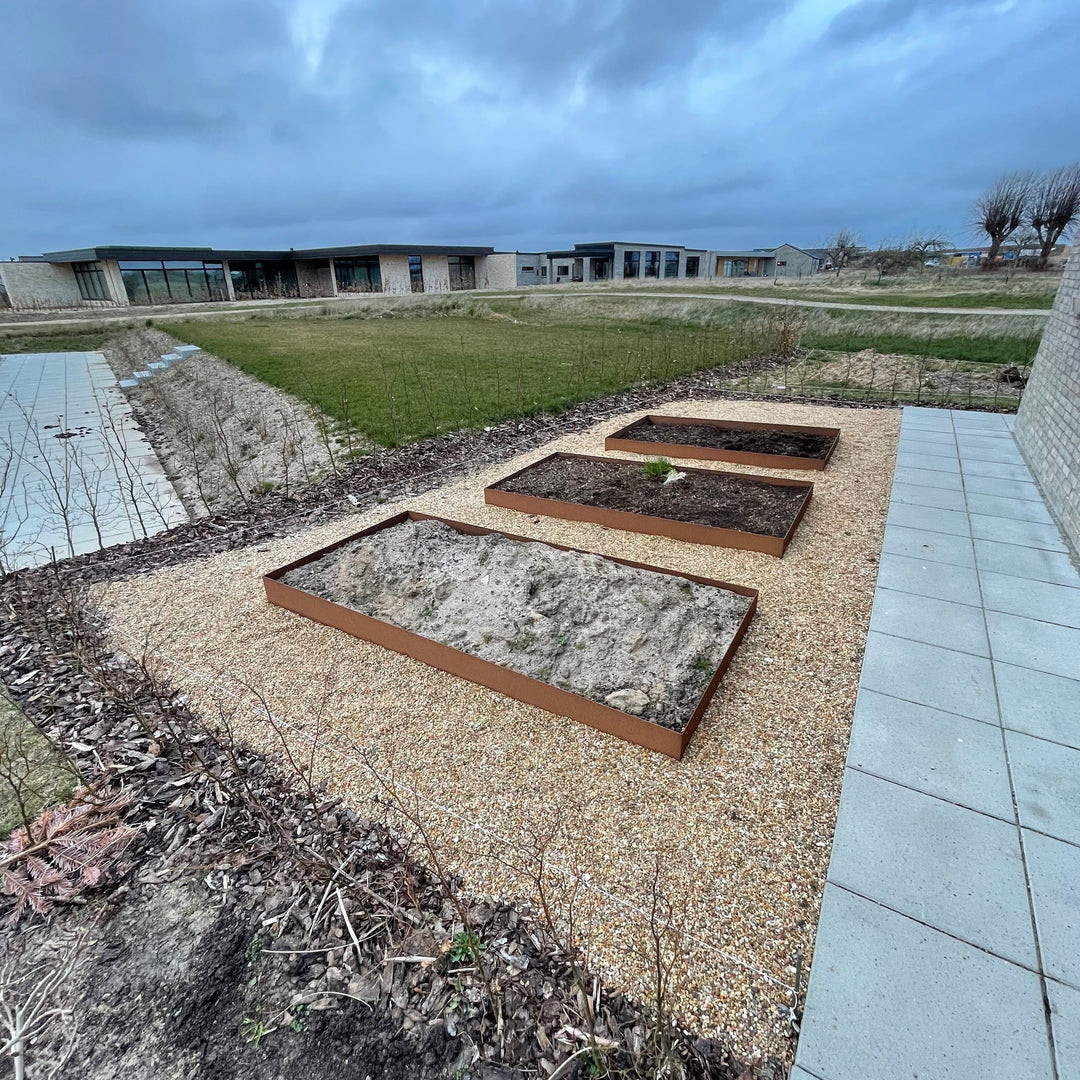 Spesialmål: Bedkant 3 mm cortenstål