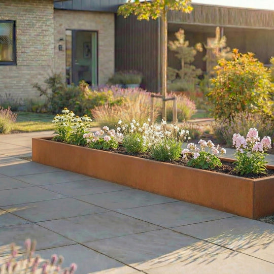 Spesialmål: Plantekasse, lang modell +200 cm (med bunn)