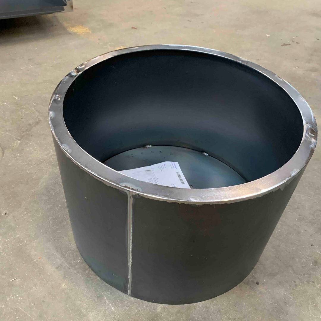 Spesialmål: Runde plantekasser med bunn