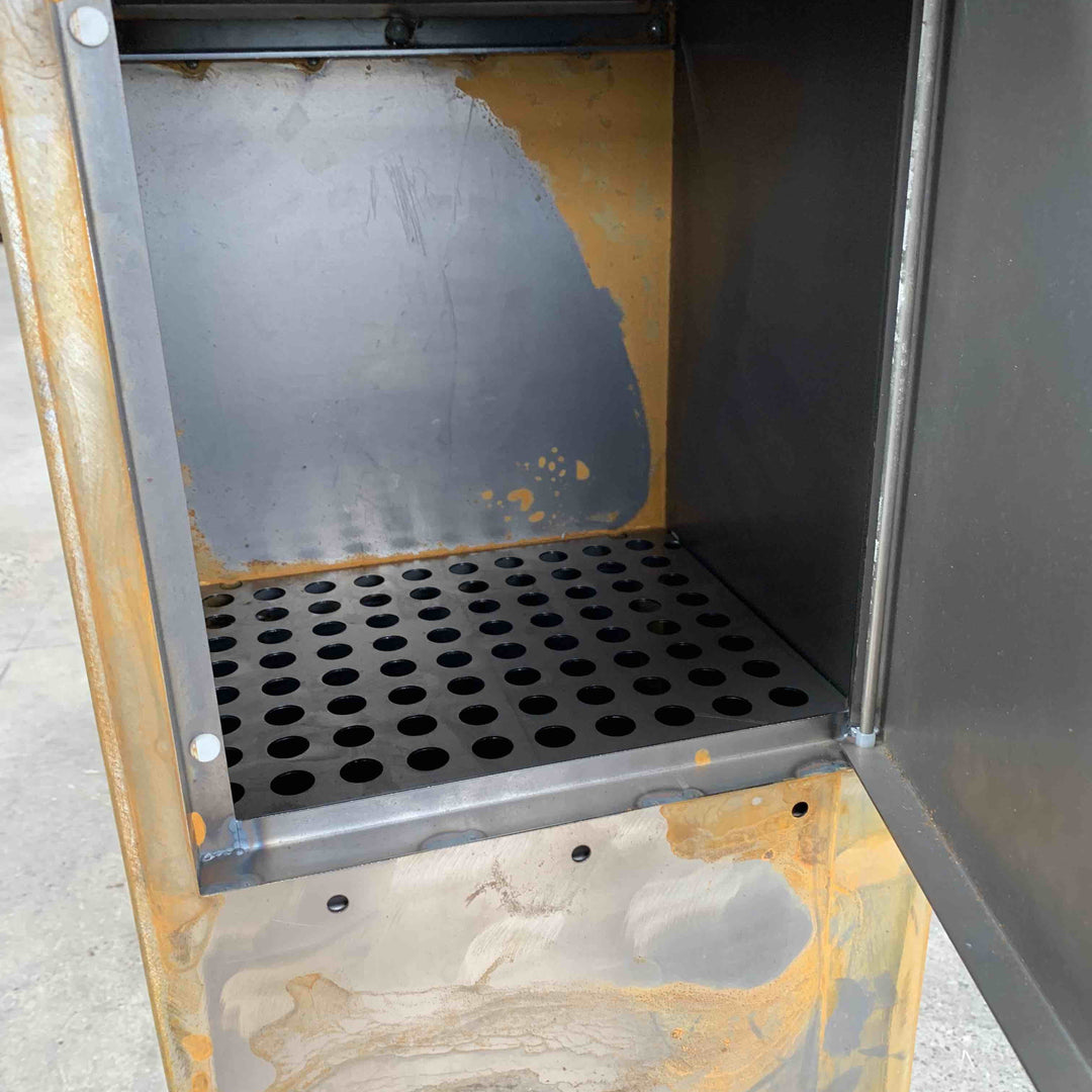 Postkasse i cortenstål, minimalistisk modell